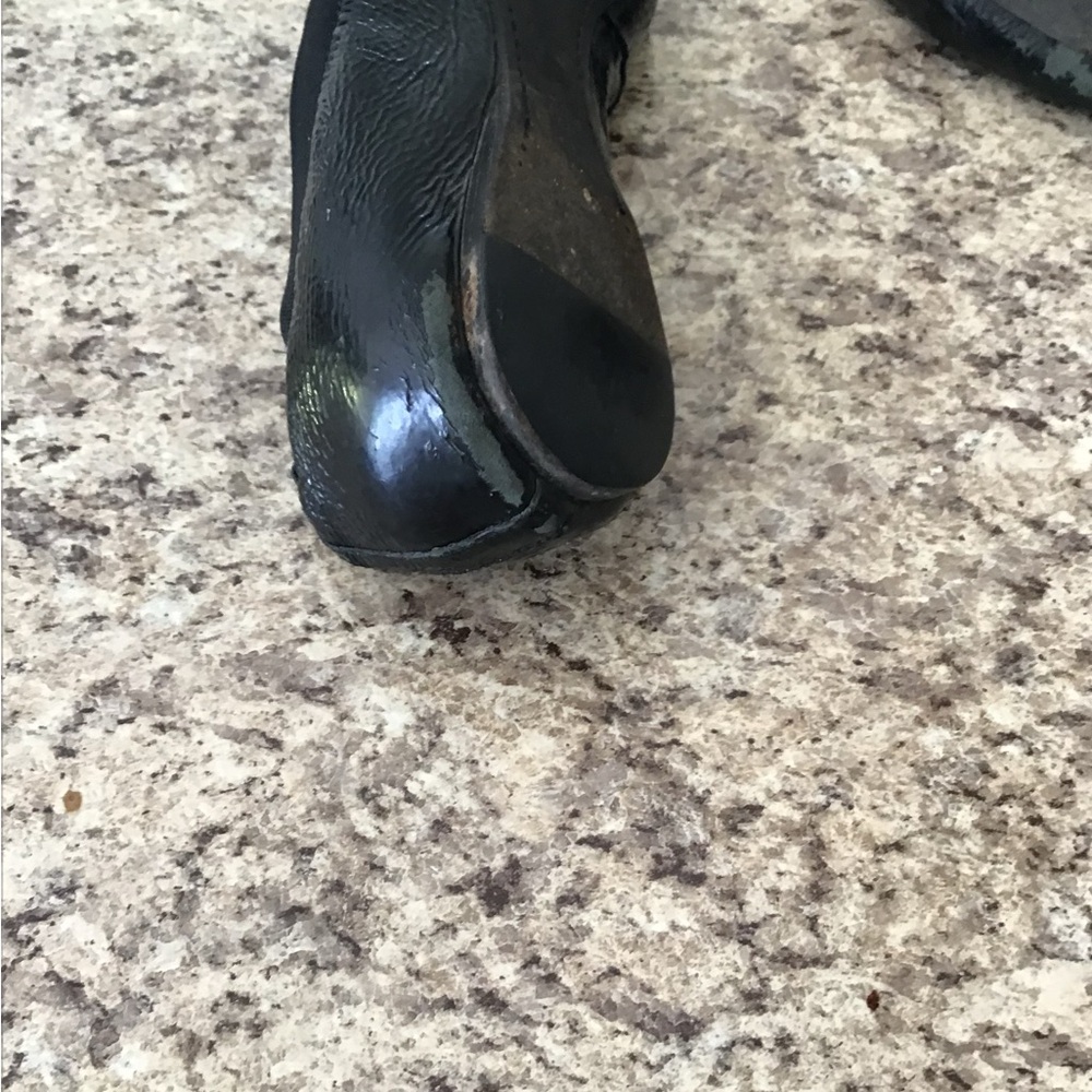 Tory Burch Black Flats with Gold Logo - Picture 5 of 5